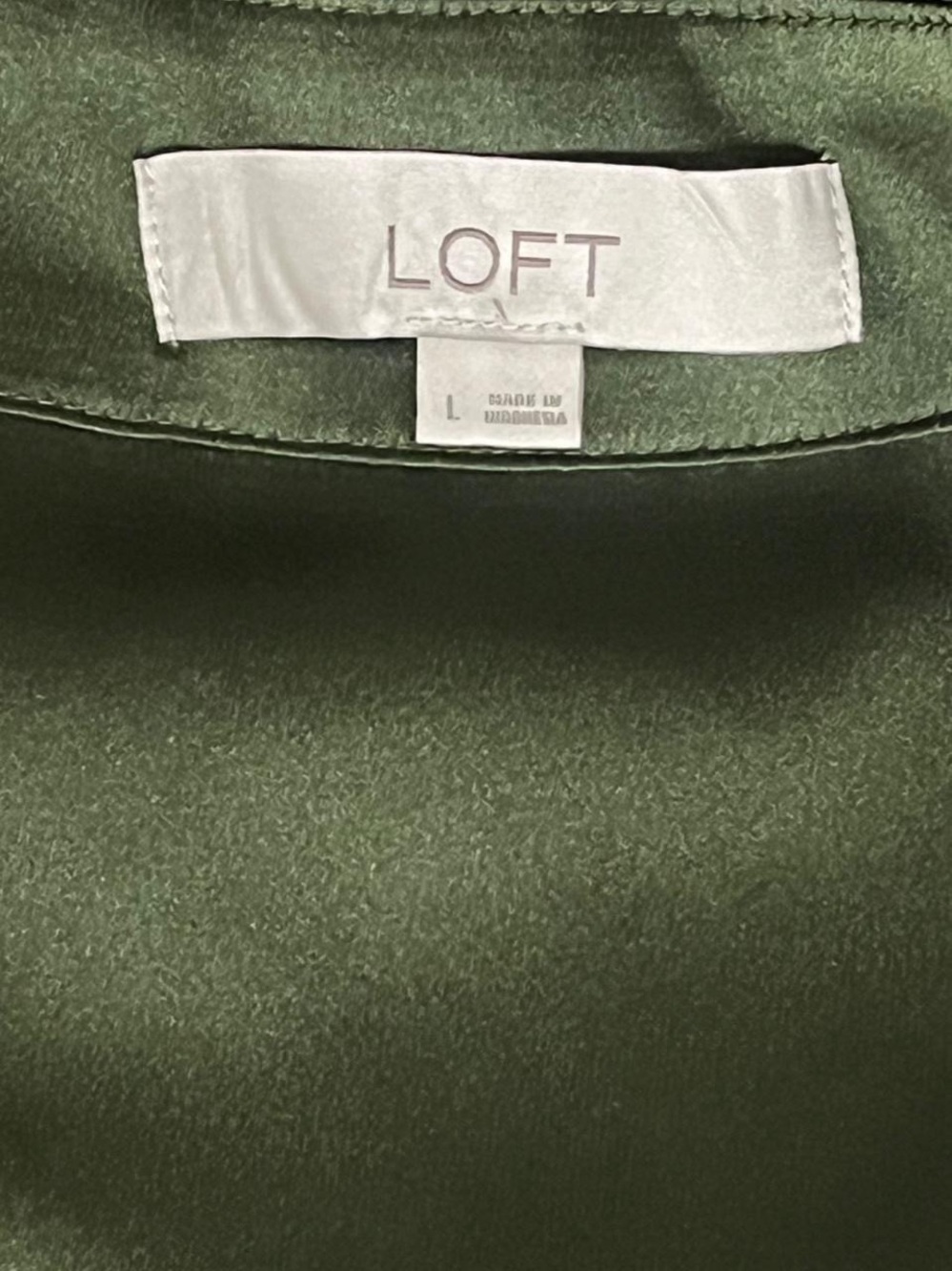 LOFT Olive Green V-Neck Cap Sleeve Blouse - Picture 5 of 6